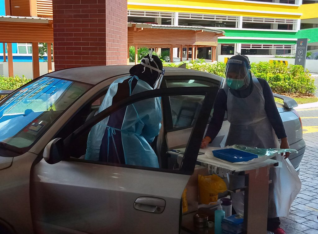 Pusat Pemberian Vaksin Pandu Lalu HCTM